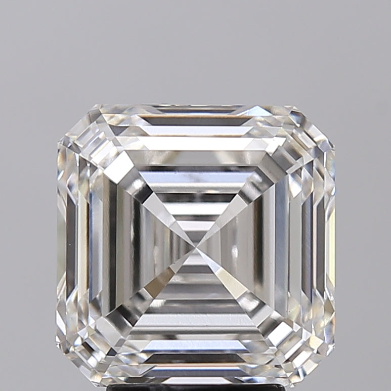 SQUARE Emerald Lab Created Diamond