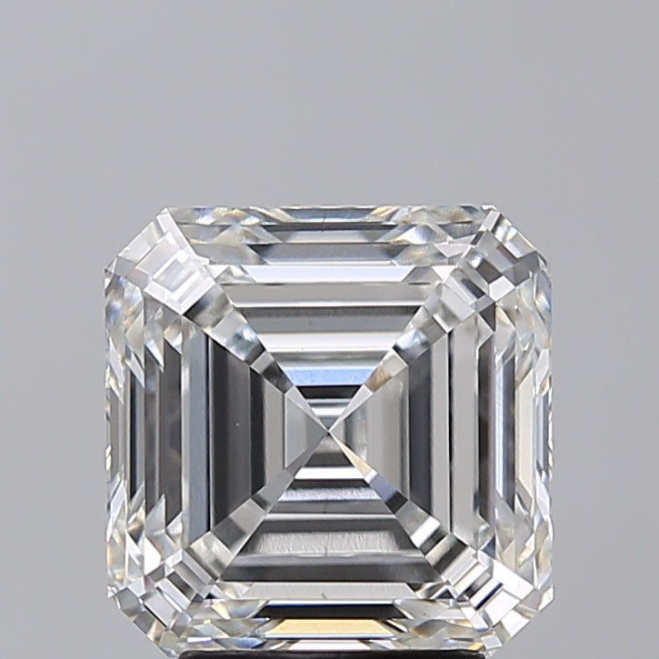 SQUARE Emerald Lab Created Diamond