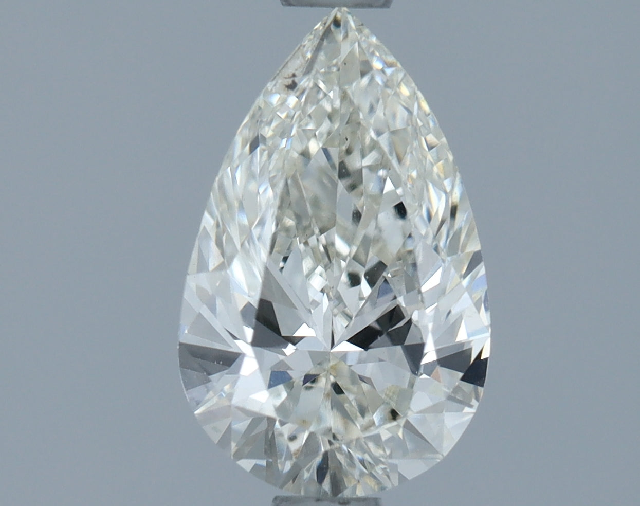 Pear Lab Created Diamond